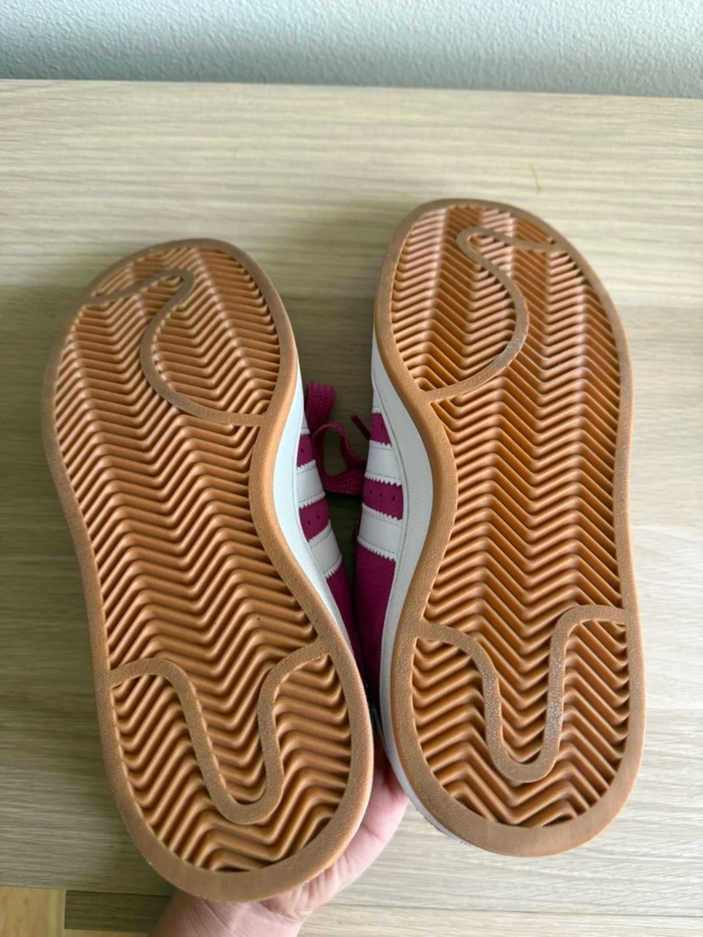 adidas Campus Sneakers in Magenta & White - Picture 4 of 6